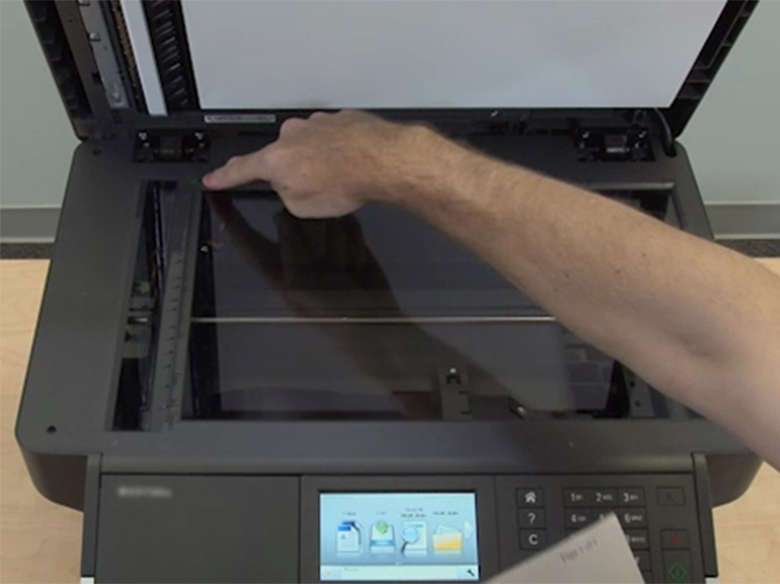 Placer le papier sur la vitre du scanner (MX410,MX510)