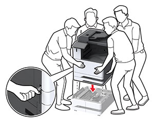 La stampante viene allineata e abbassata sul vassoio opzionale.